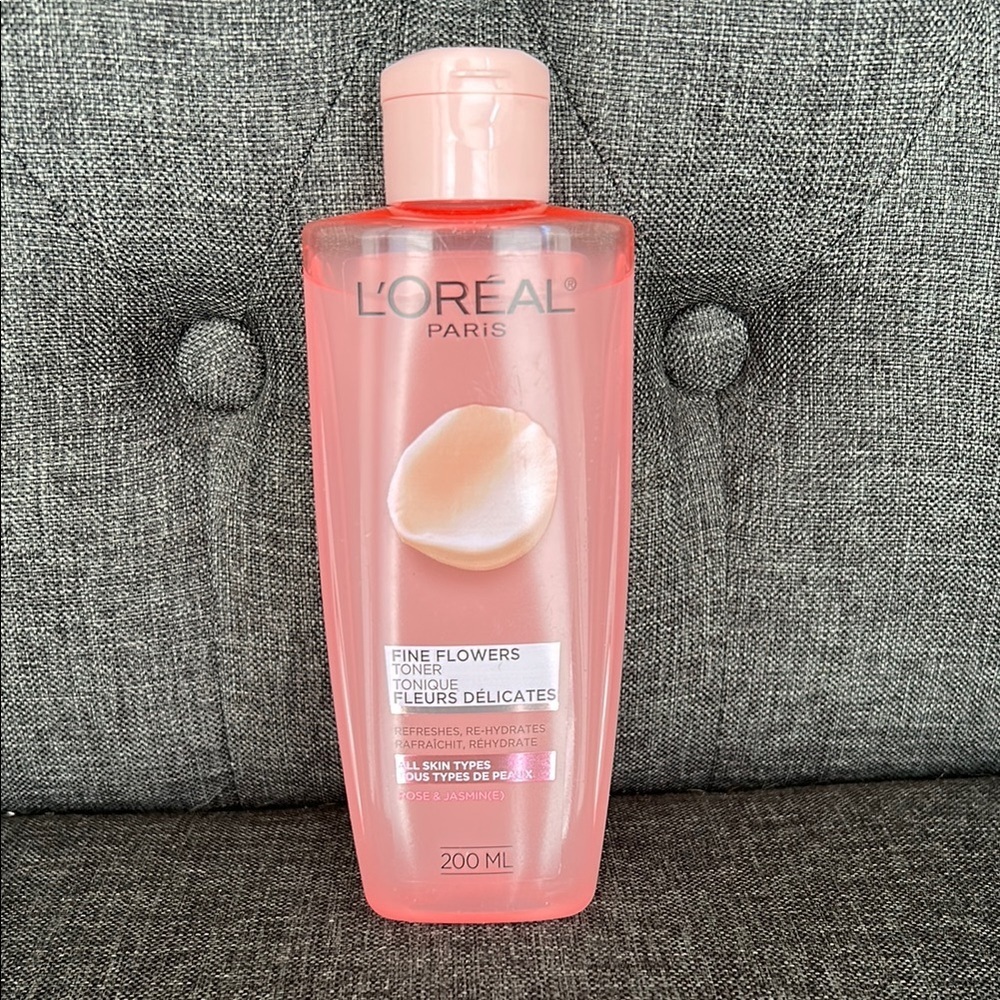 NEW L'Oreal Toner Fine Flowers for all skin types